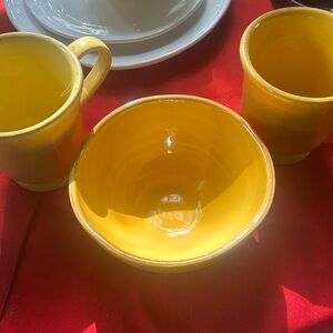 Vietri  footed mug set and cereal bowl gorgeous new